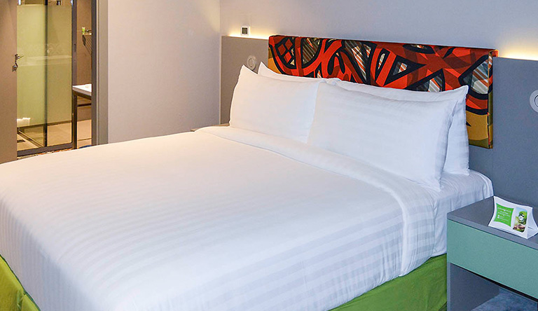 ibis-Styles-standard-double-bedroom